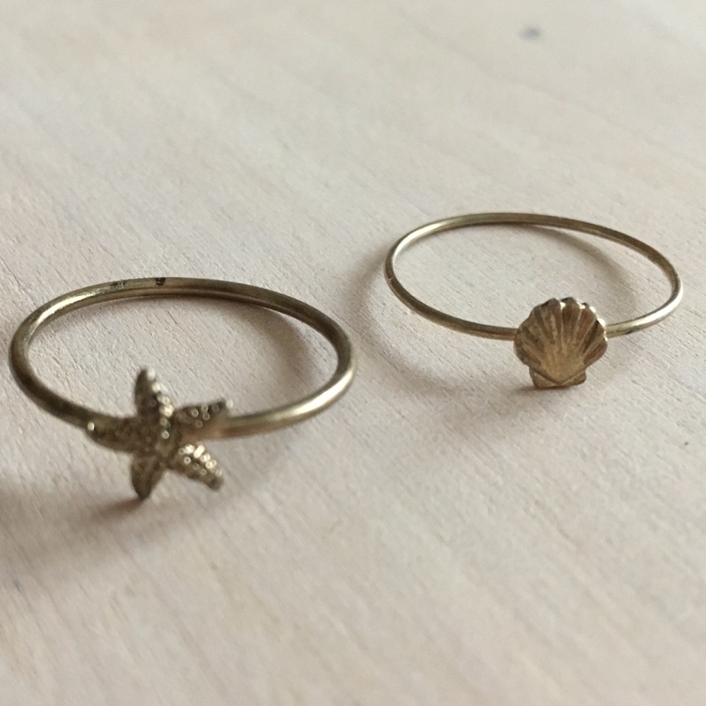 Set of nautical she’ll stacking rings